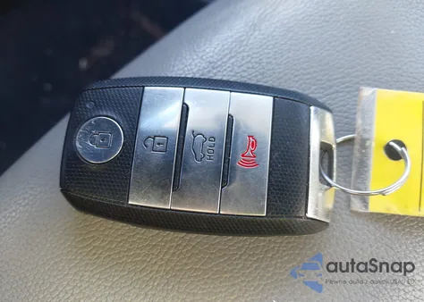 2018 Kia Niro Touring z USA, uszkodzony, nr VIN KNDCE3LCXJ5120978